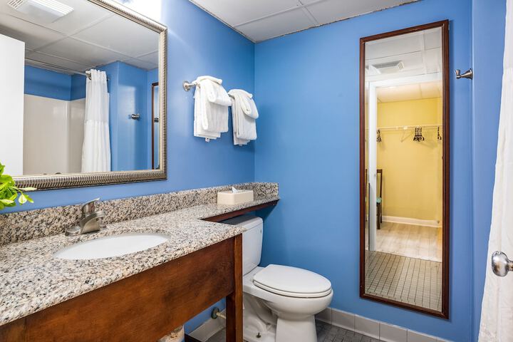 Room 40 of 51