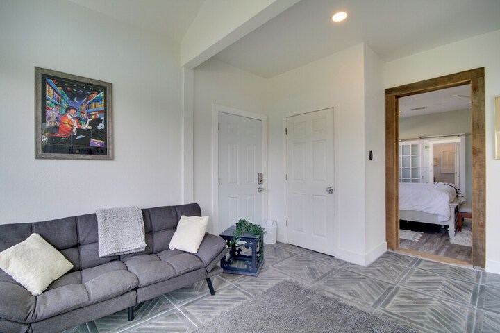 Sunny Waveland Home Rental w / Pool: Walk to Beach!