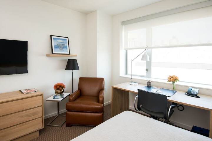 Room 16 of 51