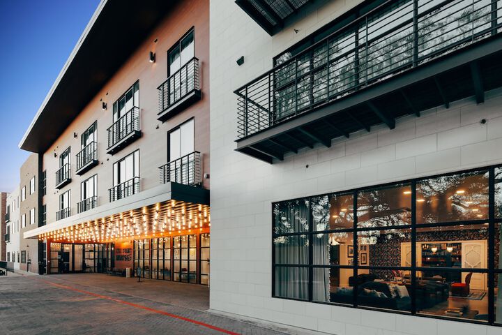 Hotel 2 of 59