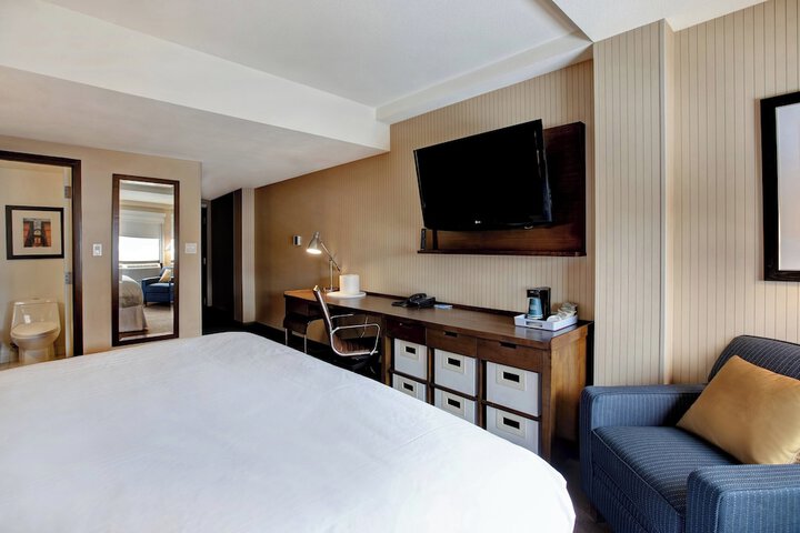 Four Points by Sheraton Peoria