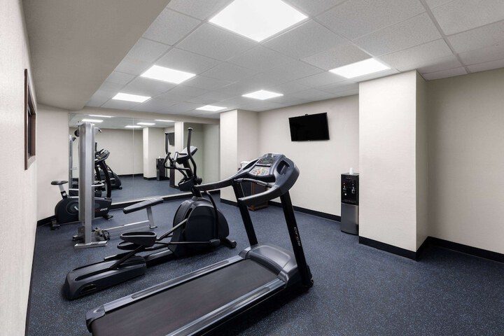 Wingate by Wyndham Sulphur Near Lake Charles