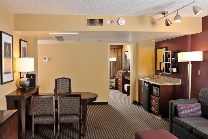 Embassy Suites Hotel Des Moines Downtown