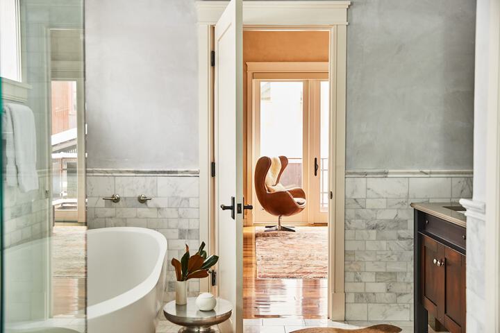 Element 52 Auberge Collection