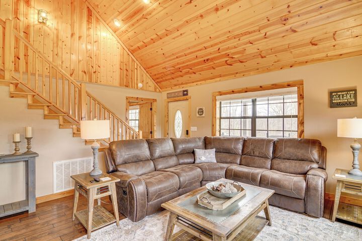 Modern Cabin w / Grill Near Golf & Bass Fishing!