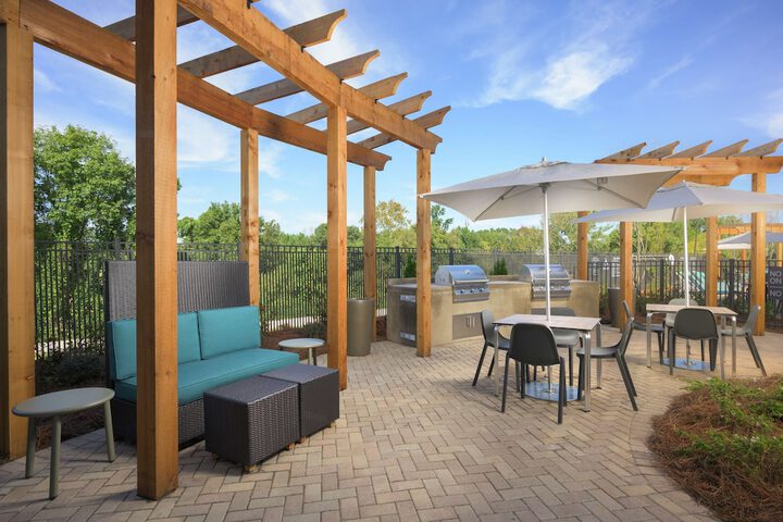 Terrace/Patio 23 of 27