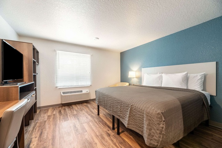 Room 16 of 30