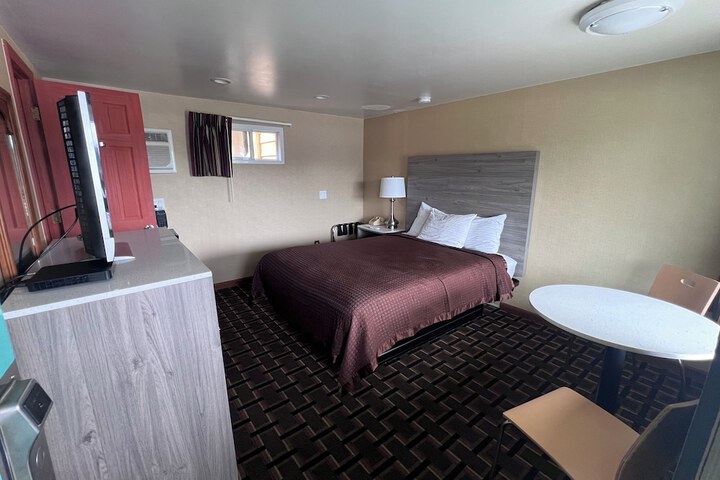 Fairbridge Inn Express
