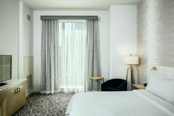 Hilton Garden Inn Seattle Bellevue Downtown WA