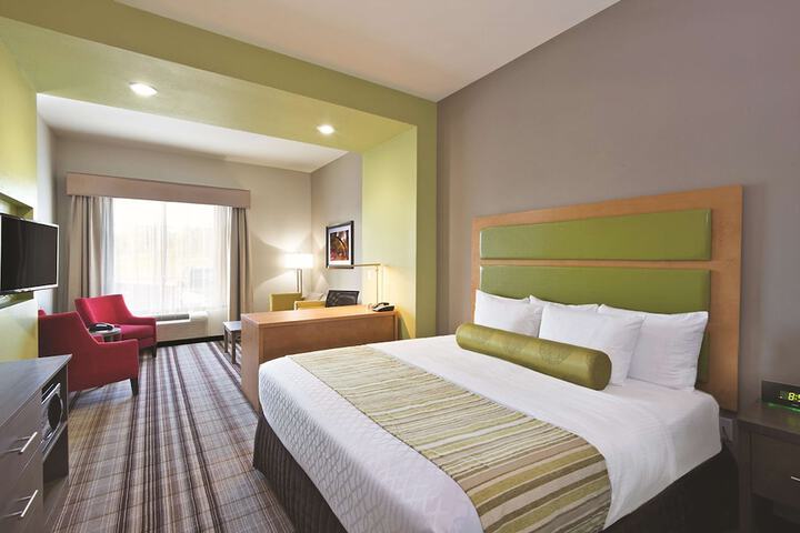 La Quinta Inn & Suites by Wyndham Paducah