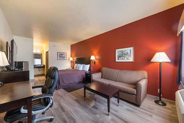 Room 25 of 53