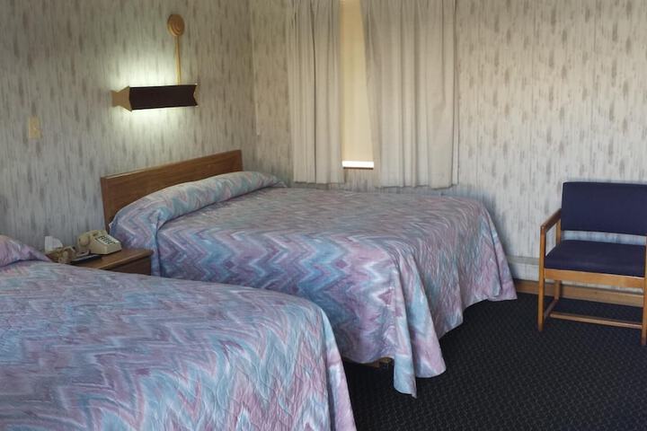 Room 11 of 15