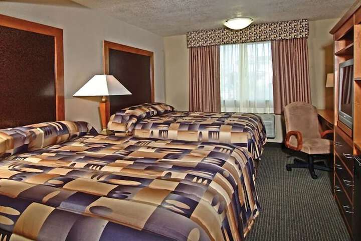 Room 12 of 17