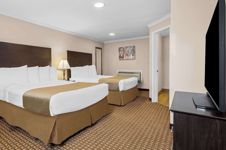 Best Western Forest Inn