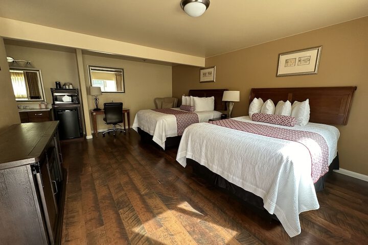 Room 34 of 59