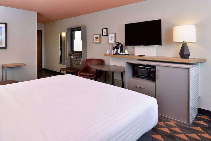 Room 42 of 72