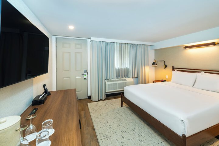 Room 38 of 92