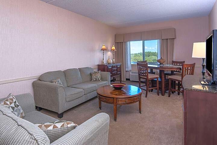 Clarion Hotel