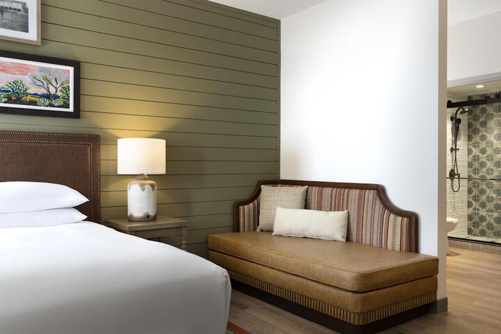 Hyatt Regency Hill Country Resort and Villas