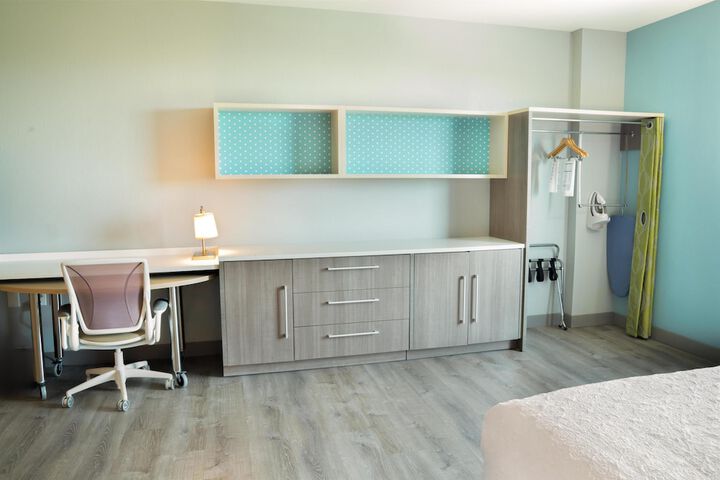 Home2 Suites by Hilton Jacksonville-South / St. Johns Town Ctr