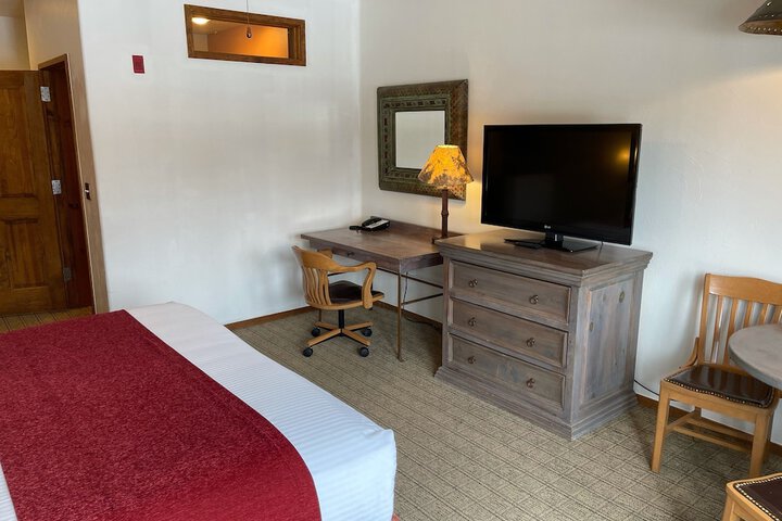 Table Mountain Inn