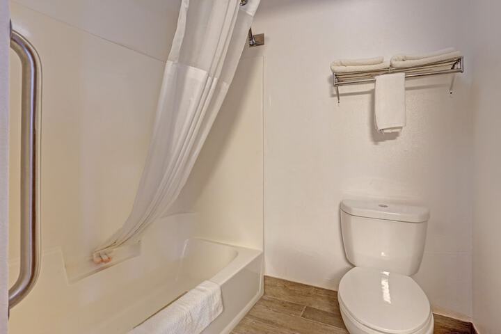 Quality Inn Pierre - Fort Pierre