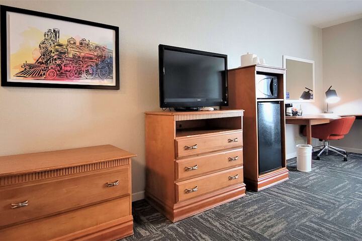 Room 10 of 31