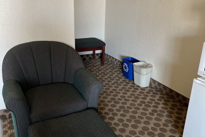 Room 22 of 60