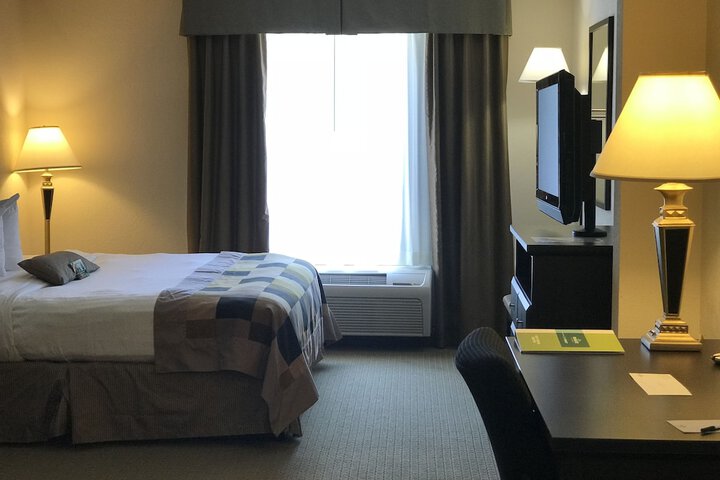 Room 28 of 42
