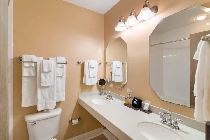 The Port Inn - Port St. Joe an Ascend Collection Hotel