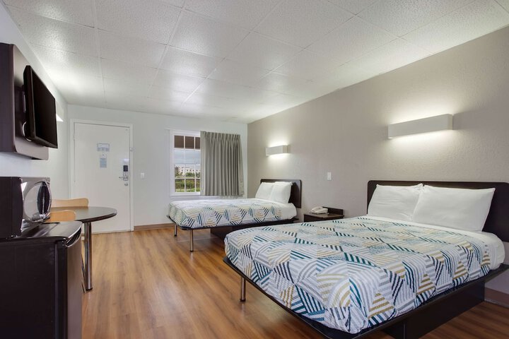 Room 22 of 27