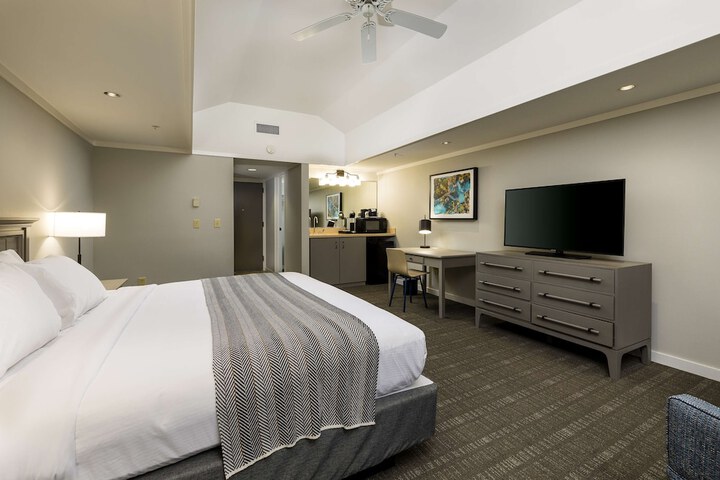 Room 55 of 109