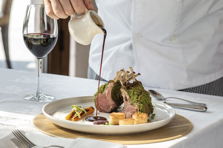Dining 45 of 63