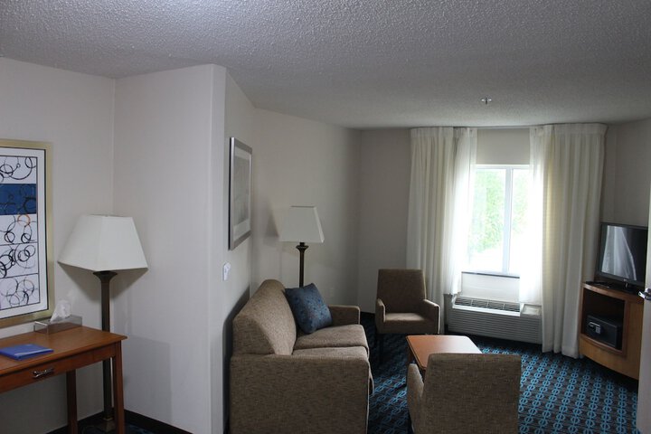 Room 66 of 104