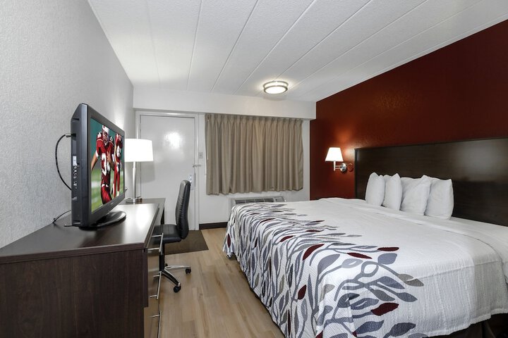 Room 18 of 18