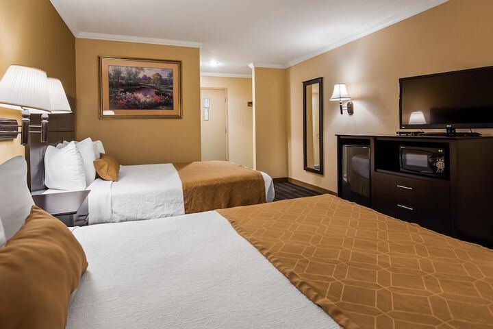 Best Western Inn & Suites