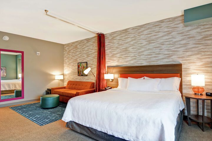 Room 21 of 58