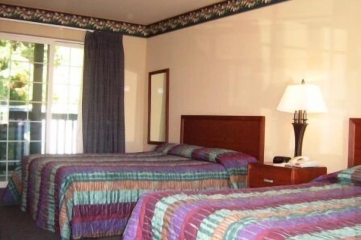 Room 33 of 44