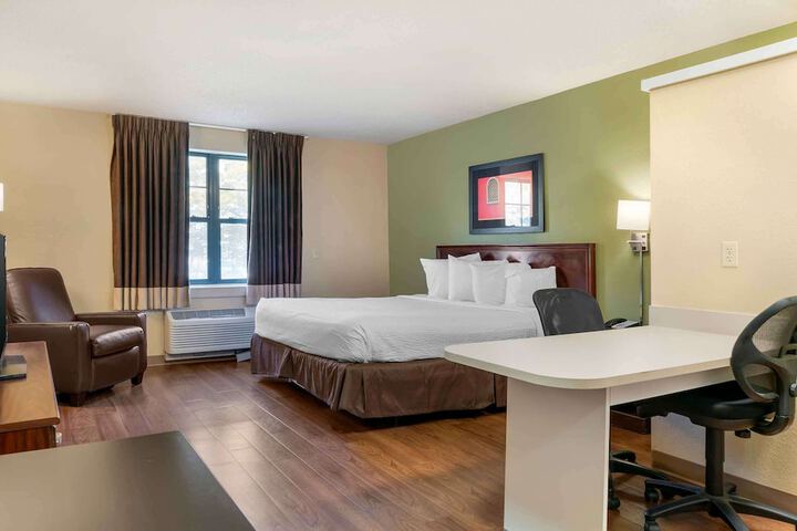 Room 18 of 29