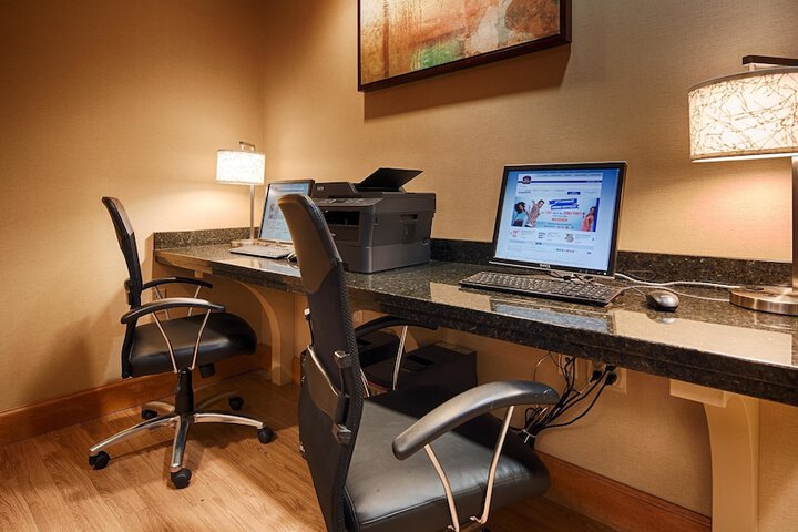 Best Western Plus University Inn