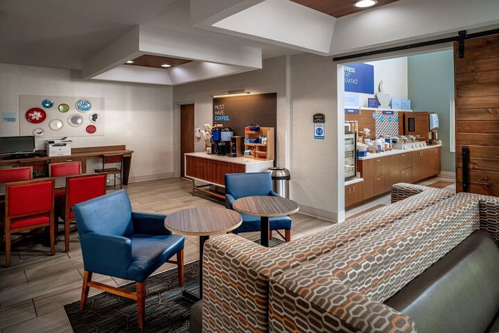 Holiday Inn Express Hotel & Suites Pikeville by IHG