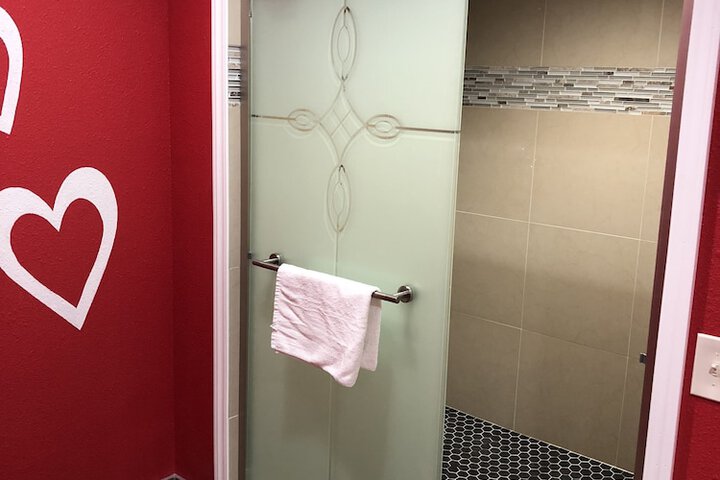Room 34 of 73