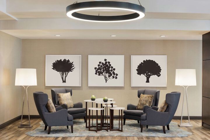 Hotel Interior 10 of 37