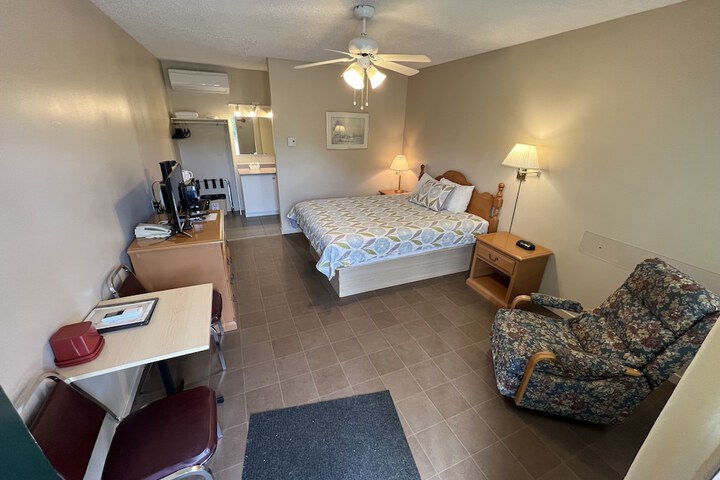 Room 19 of 24