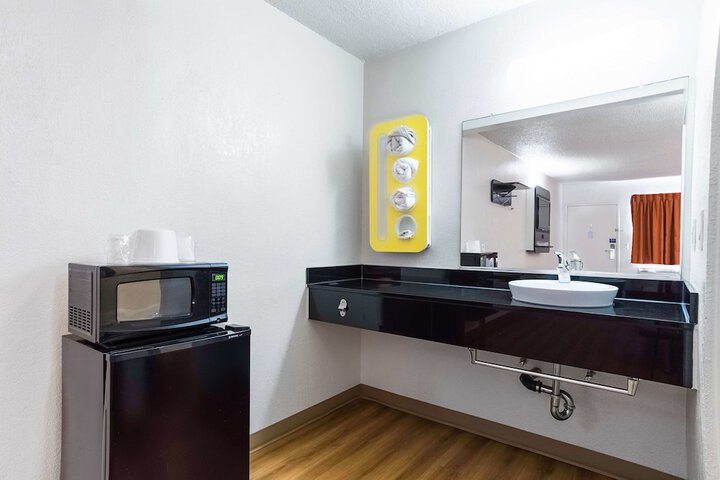 Room 22 of 30