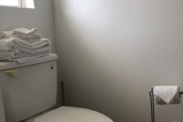 Room 152 of 170