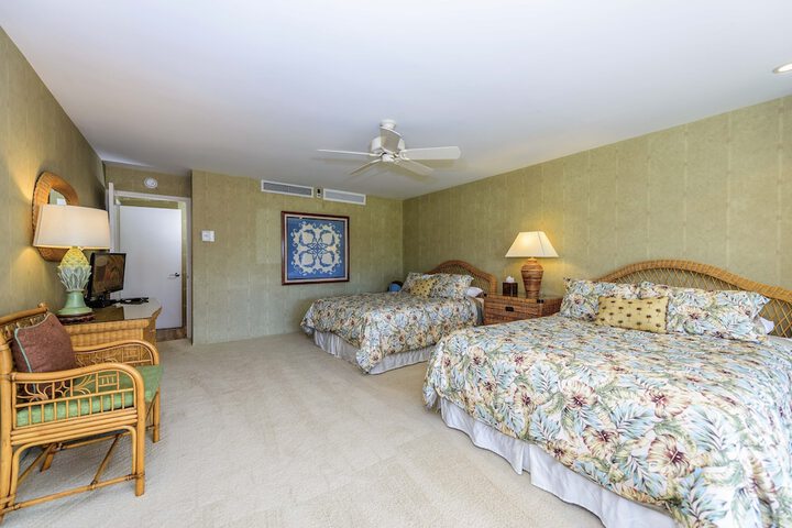 Room 21 of 52