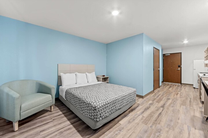 WoodSpring Suites Oak Ridge Knoxville