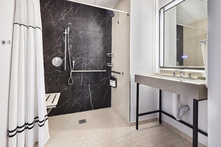Hyatt Regency Chicago
