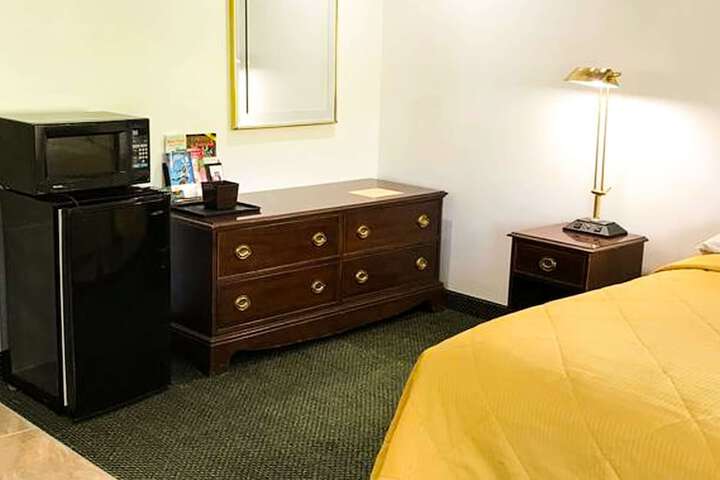 Room 64 of 111